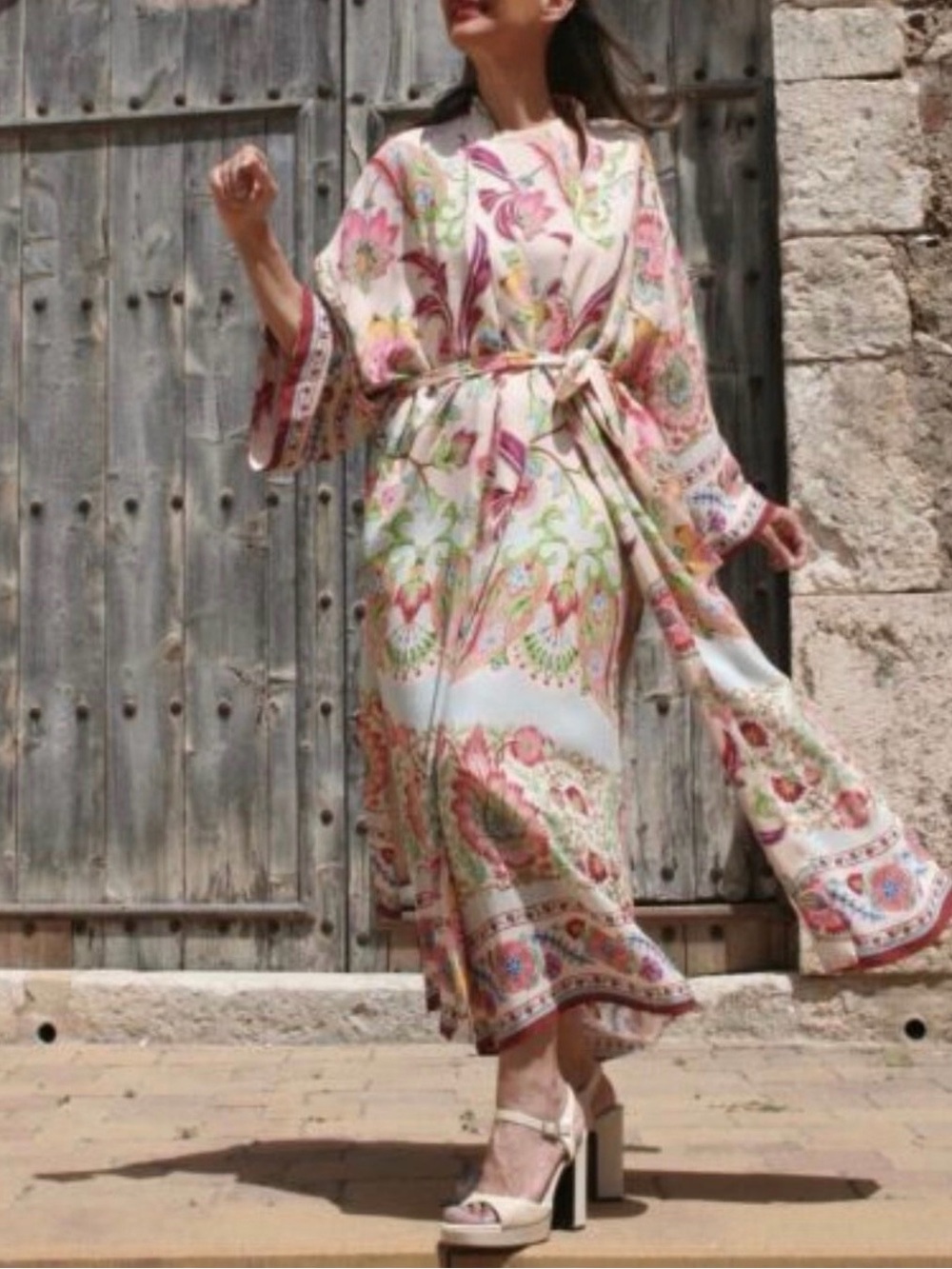 Floral Maxi Robe - Picture 5 of 10